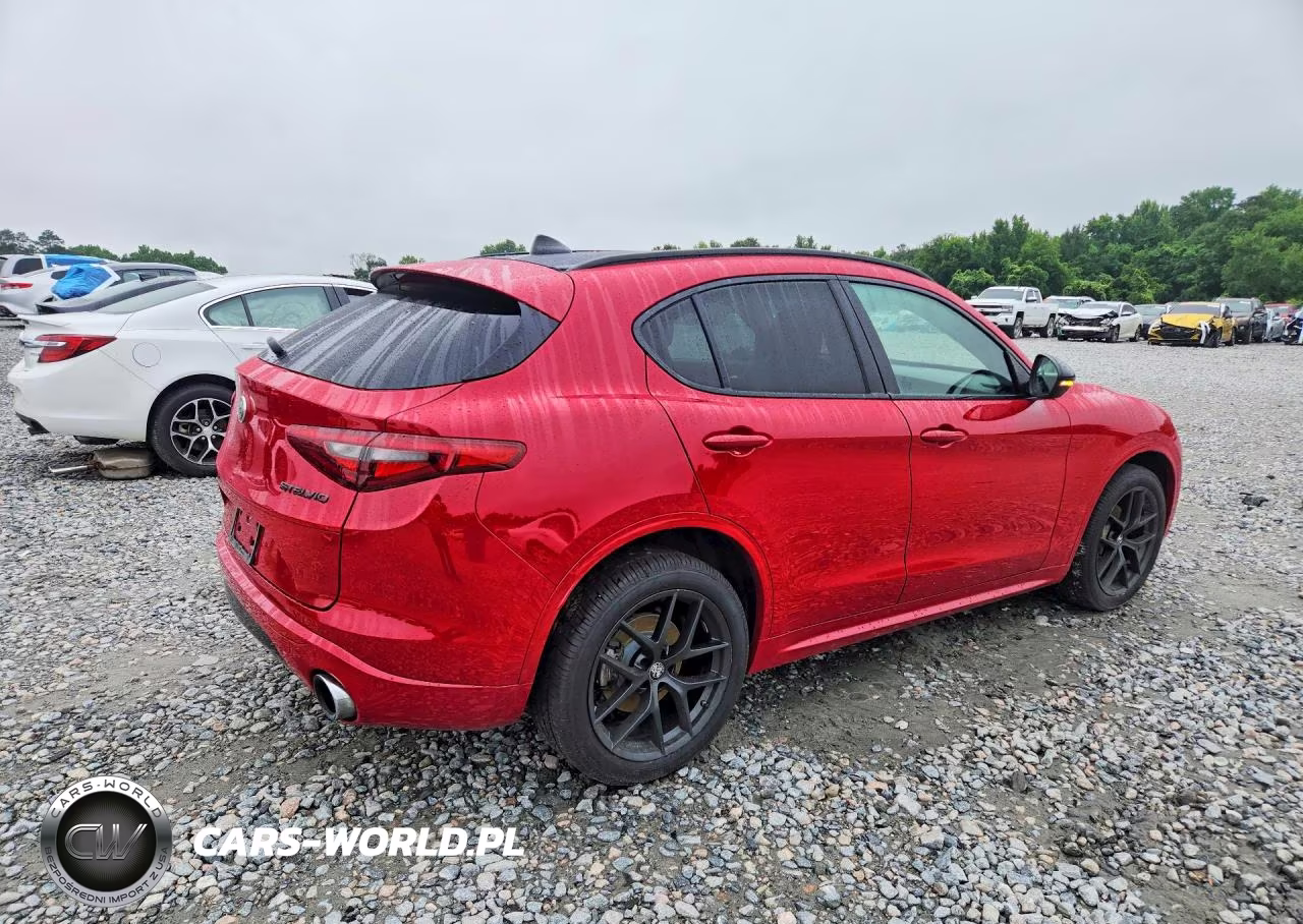 2021 Alfa Romeo Stelvio Ti VIN:ZASPAKBN0M7D12159 - 3