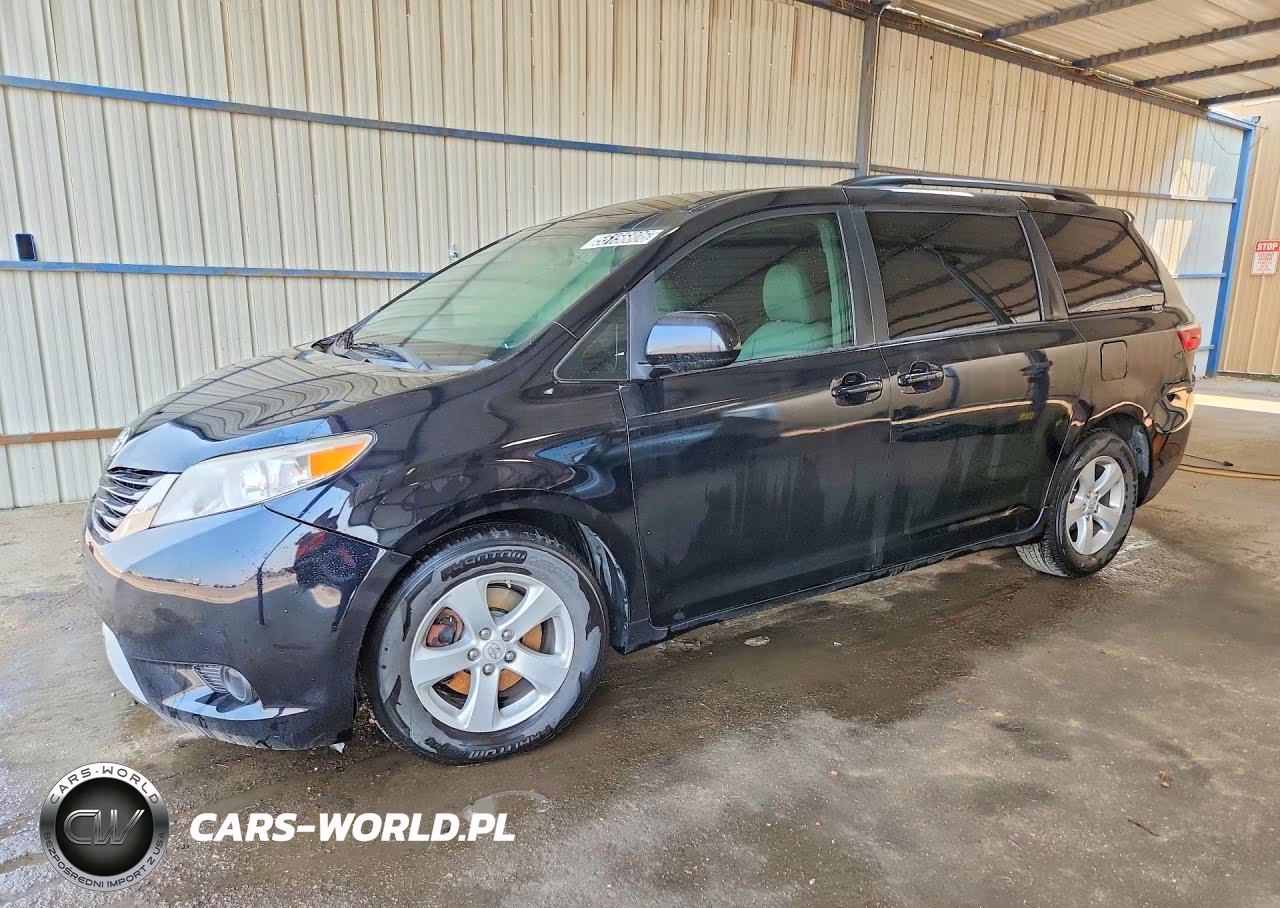2017 Toyota Sienna Le