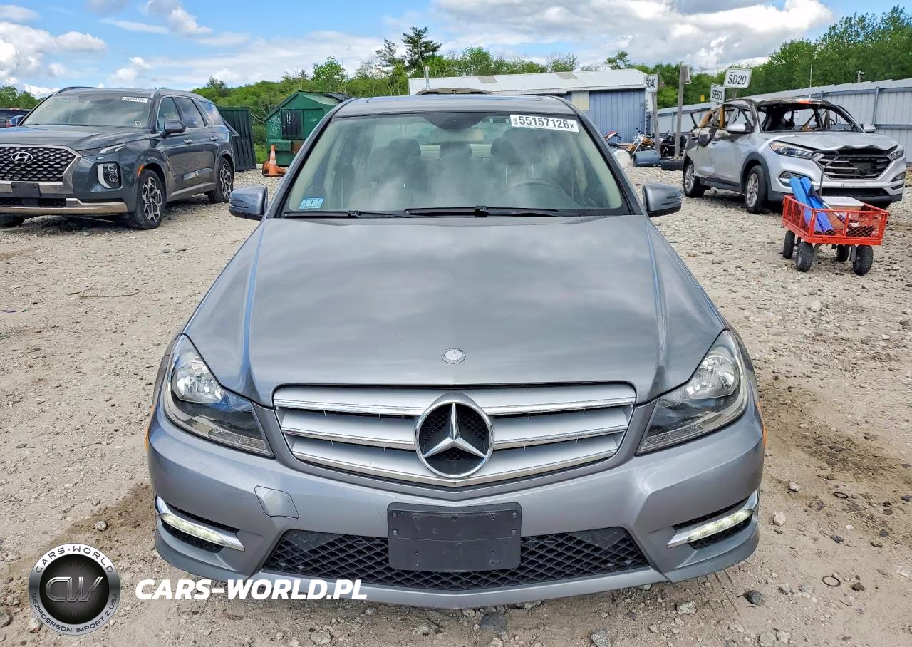 2012 Mercedes-Benz C 300 4Matic VIN:WDDGF8BB5CR232786 - 5