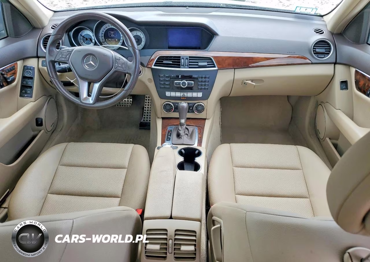2012 Mercedes-Benz C 300 4Matic VIN:WDDGF8BB5CR232786 - 8
