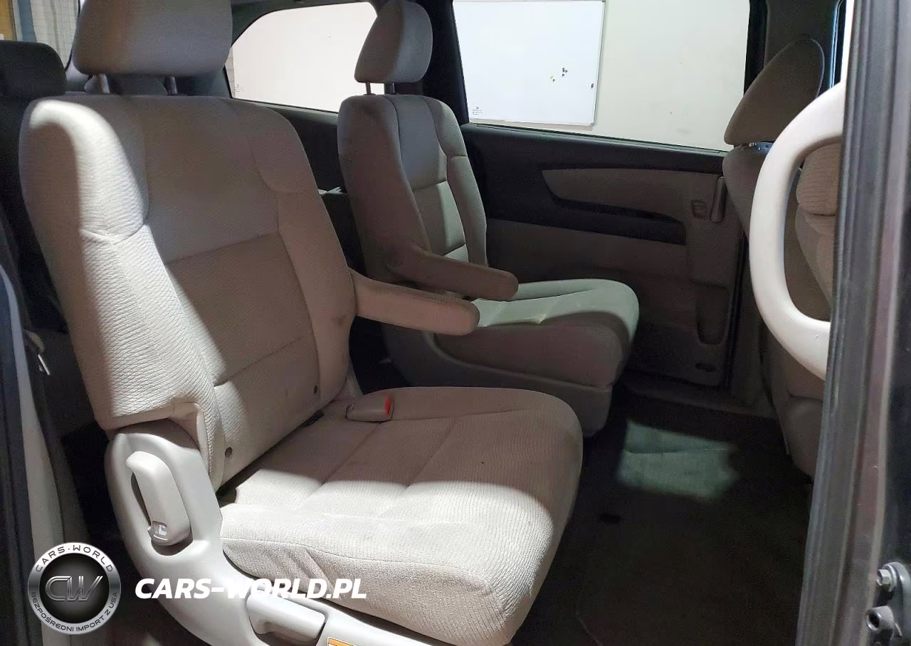 2011 Honda Odyssey Lx VIN:5FNRL5H21BB024815 - 11