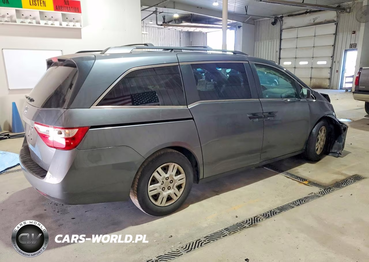 2011 Honda Odyssey Lx VIN:5FNRL5H21BB024815 - 3