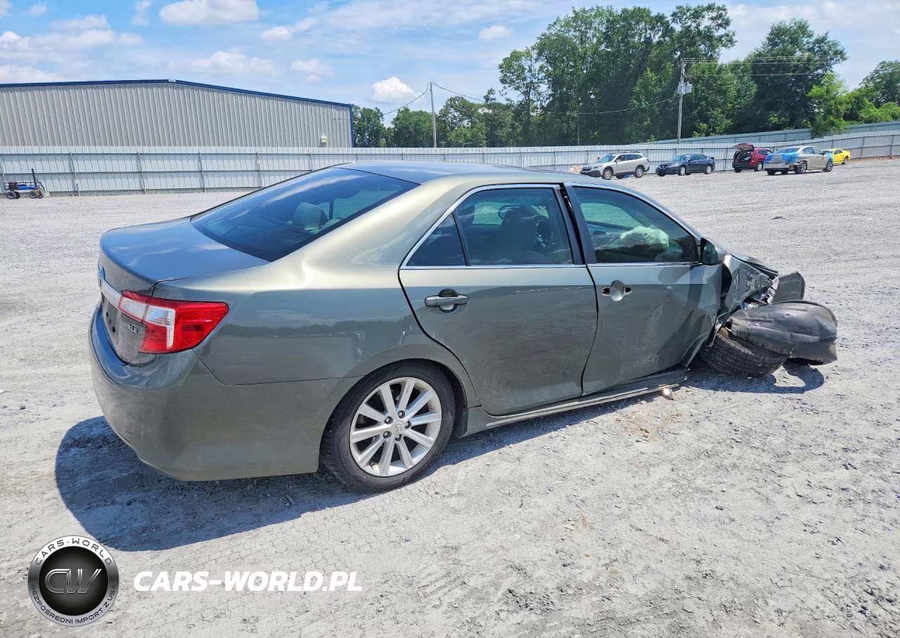2012 Toyota Camry Xle VIN:4T1BF1FK1CU616661 - 3