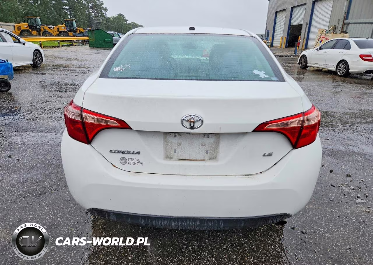 2017 Toyota Corolla Le VIN:5YFBURHE6HP588098 - 6