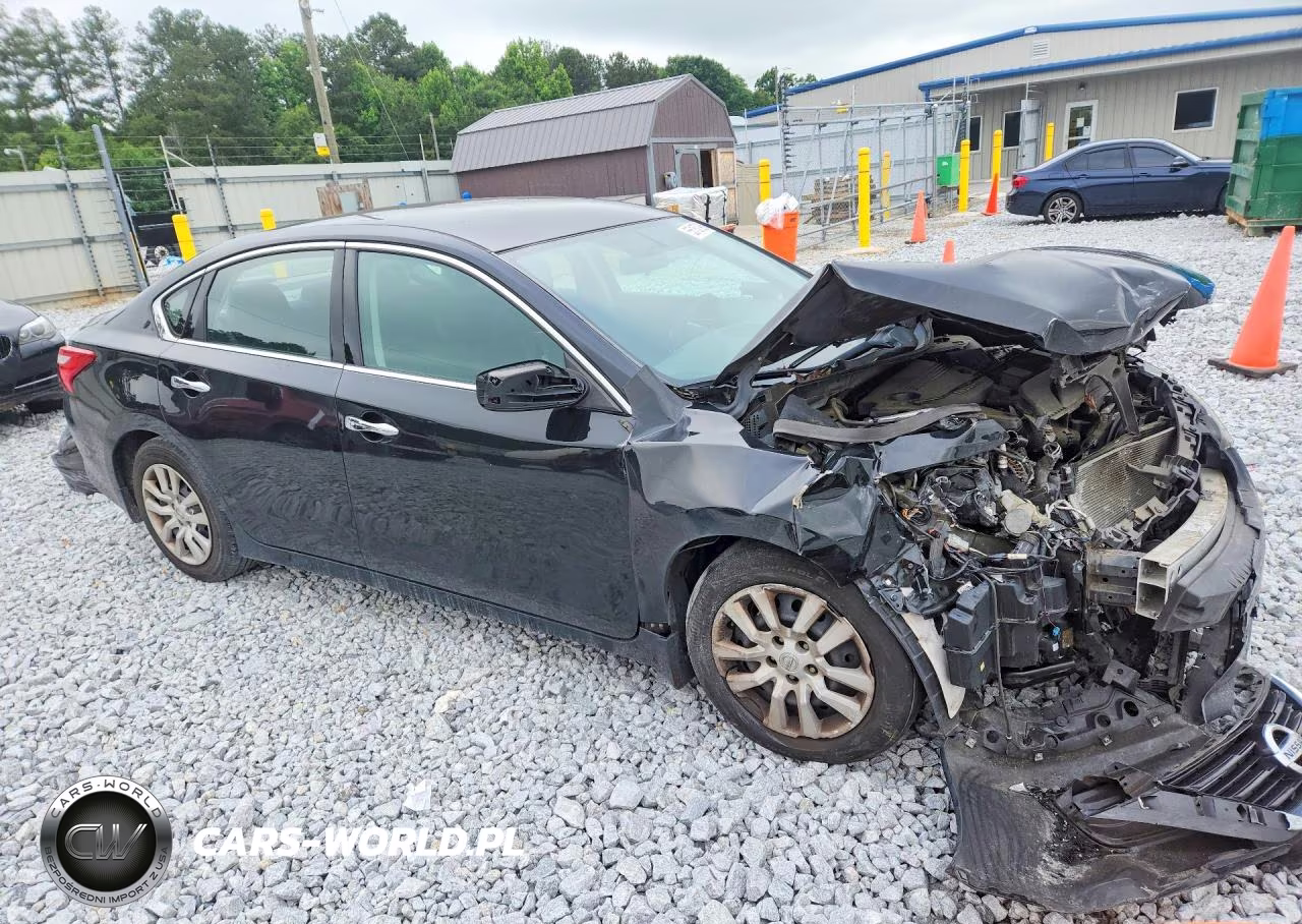 2017 Nissan Altima 2.5 S VIN:1N4AL3APXHC476880 - 4