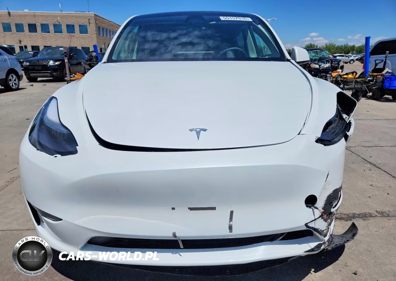 2024 Tesla Model Y VIN:7SAYGDEE5RA332721 - 5