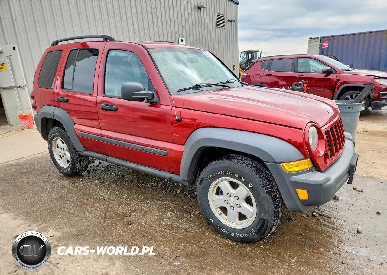 2006 Jeep Liberty Sport VIN:1J4GL48KX6W286555 - 4
