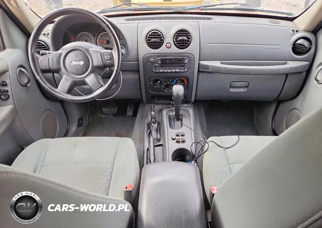 2006 Jeep Liberty Sport VIN:1J4GL48KX6W286555 - 8