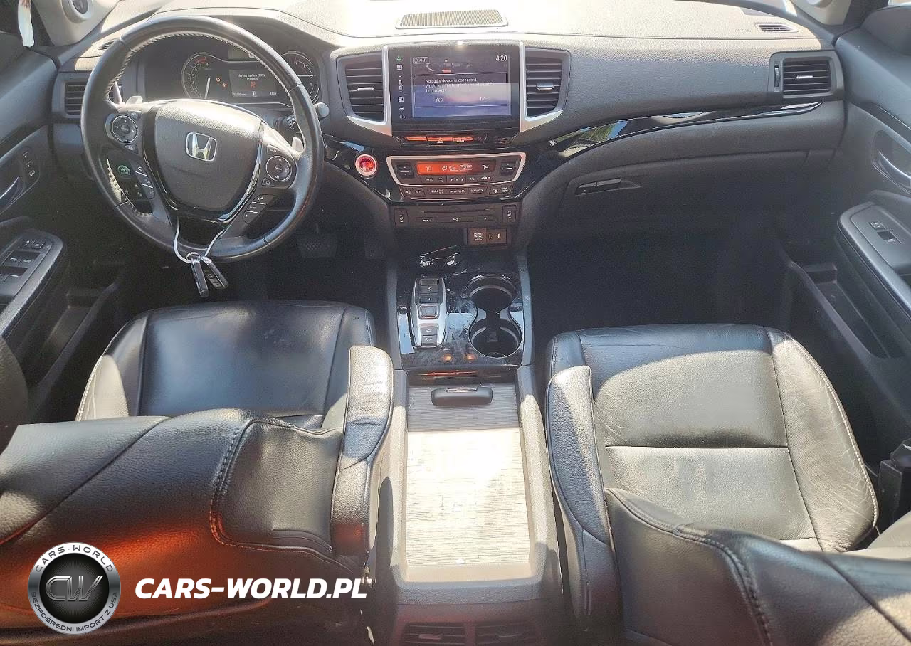 2016 Honda Pilot Touring VIN:5FNYF6H90GB035320 - 10