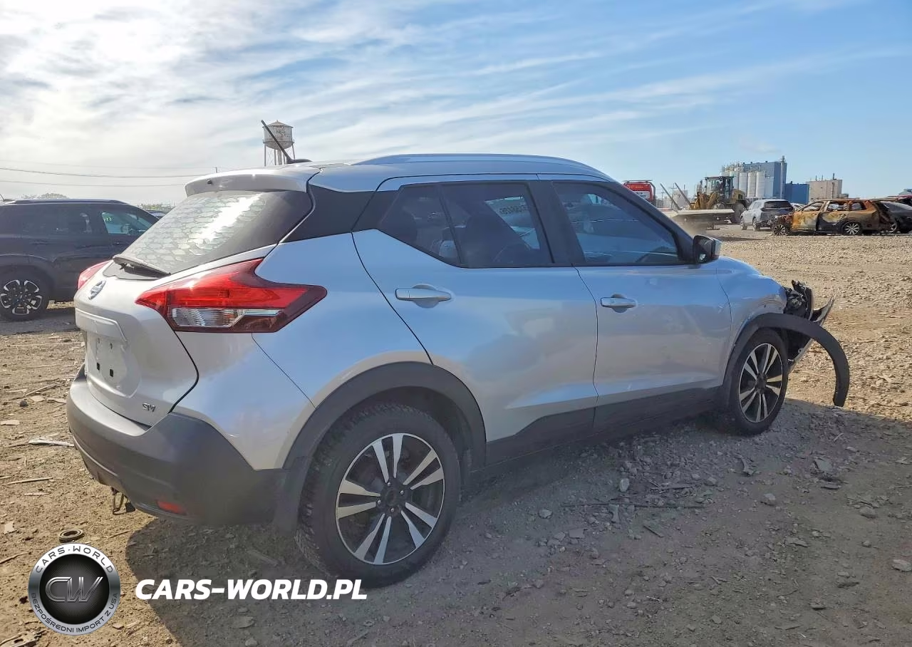 2019 Nissan Kicks Sv VIN:3N1CP5CU4KL555837 - 3