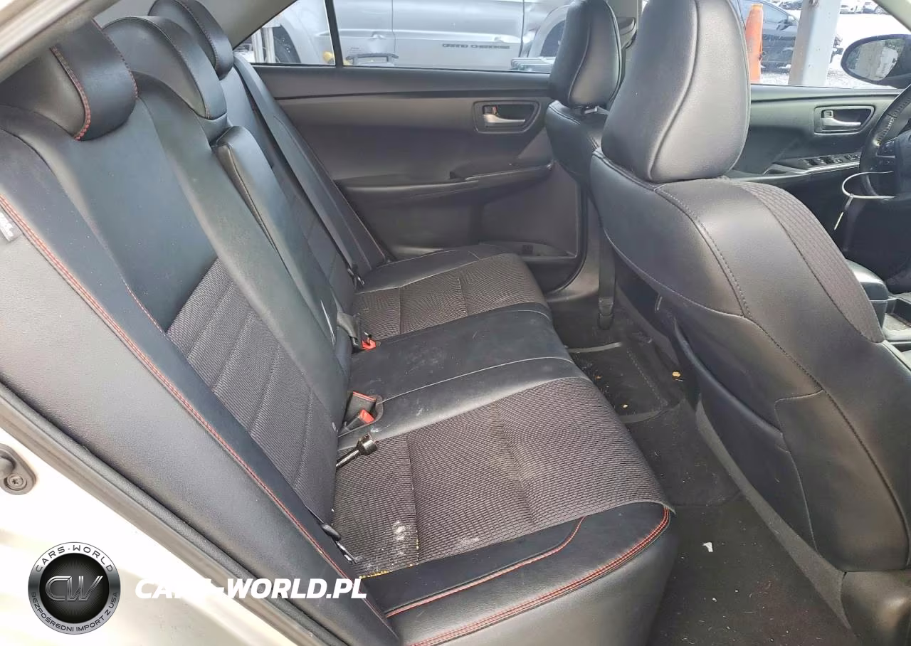 2016 Toyota Camry Se VIN:4T1BF1FK1GU192114 - 10