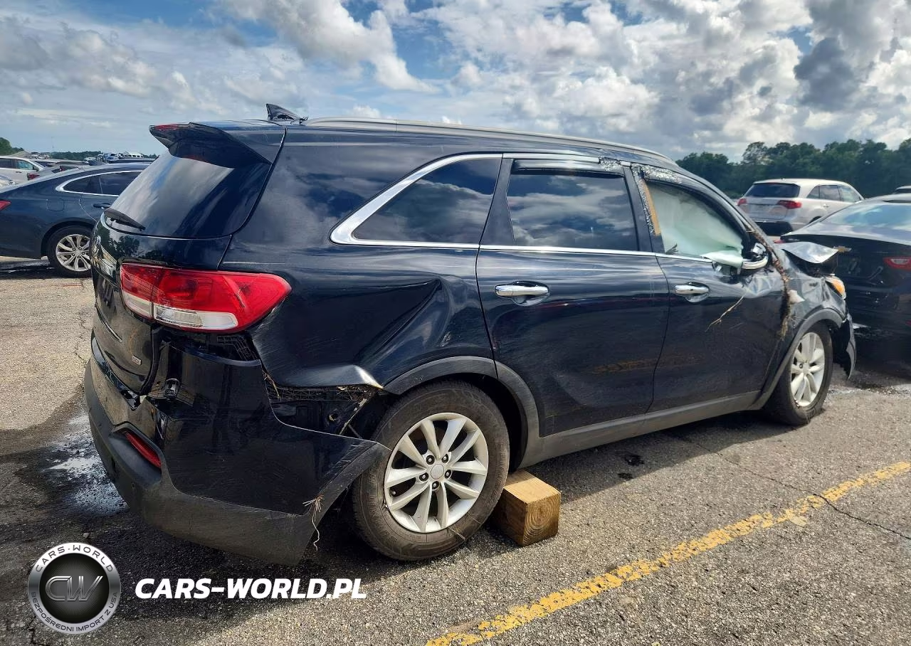 2017 Kia Sorento Lx VIN:5XYPG4A30HG301979 - 3