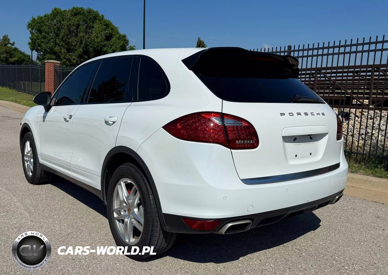 2014 Porsche Cayenne VIN:WP1AA2A28ELA02404 - 3