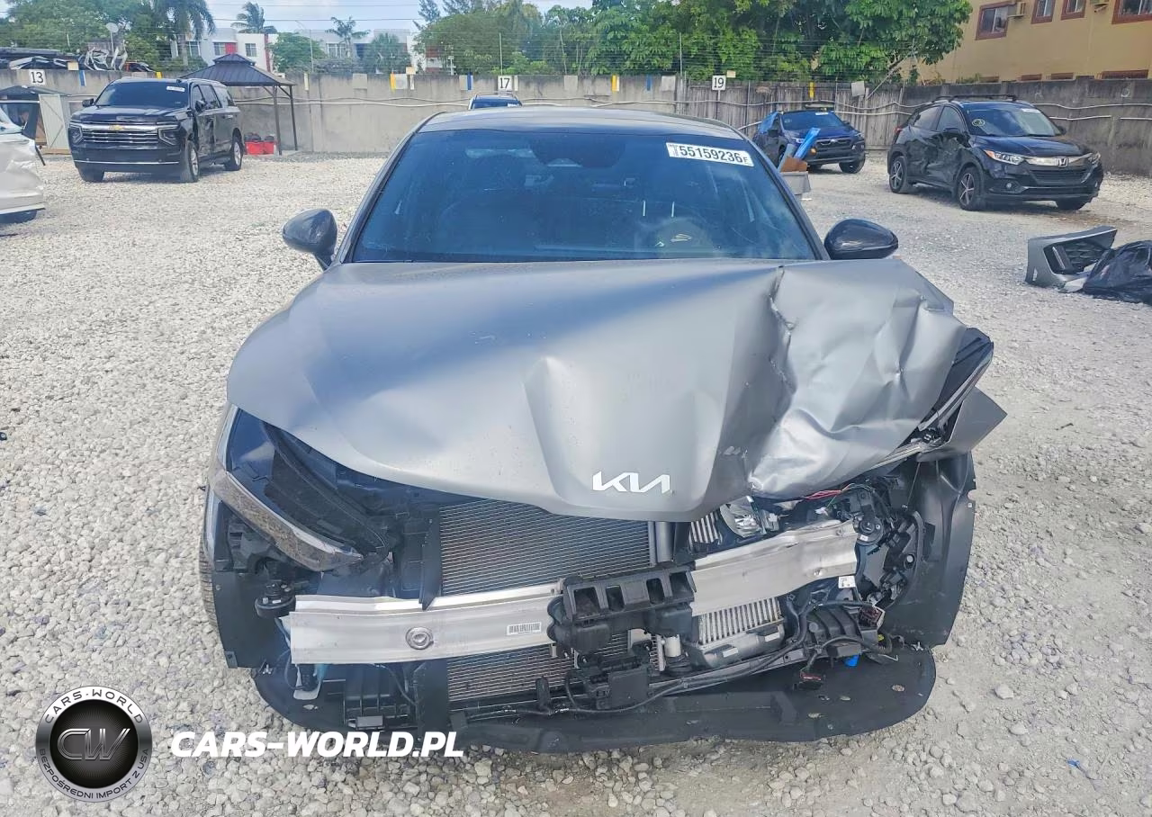 2026 Kia K5 Gt VIN:KNAG44J89T5448997 - 5