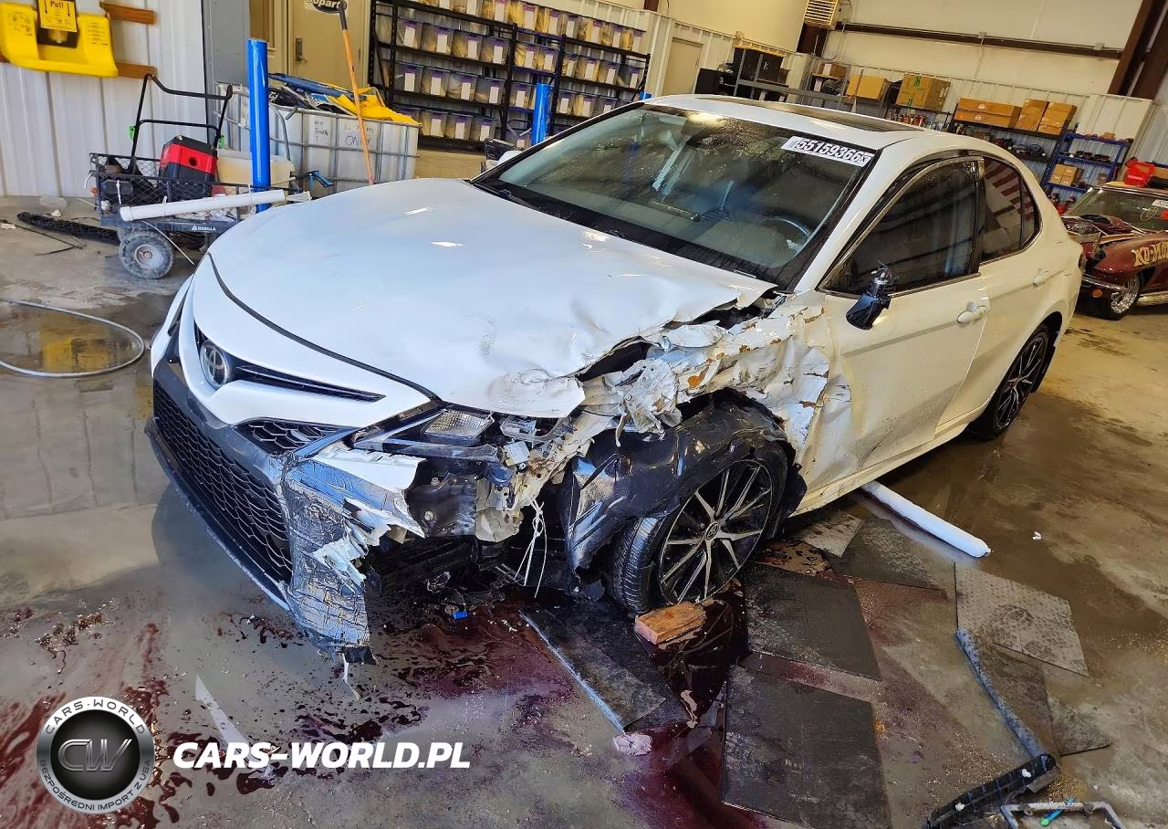 2022 Toyota Camry Se – zdjęcie 1 z 12