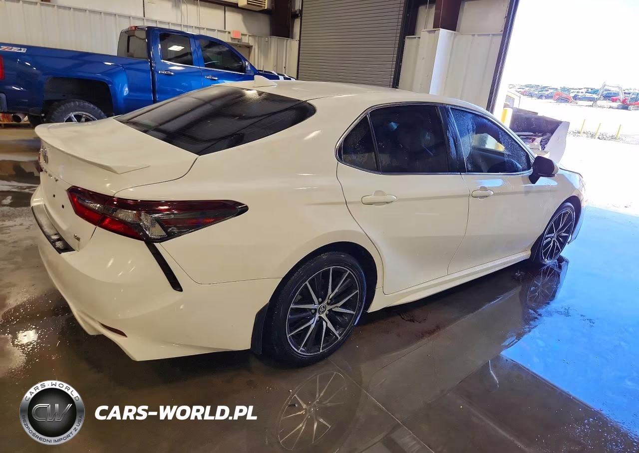 2022 Toyota Camry Se VIN:4T1T11AK1NU653514 - 3