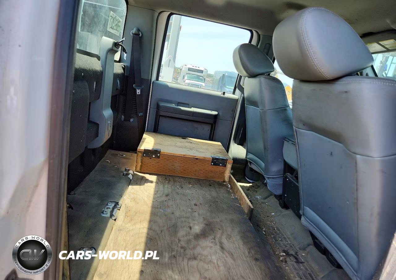 2012 Ford F550 Super Duty VIN:1FD0W5HT9CEB10817 - 10