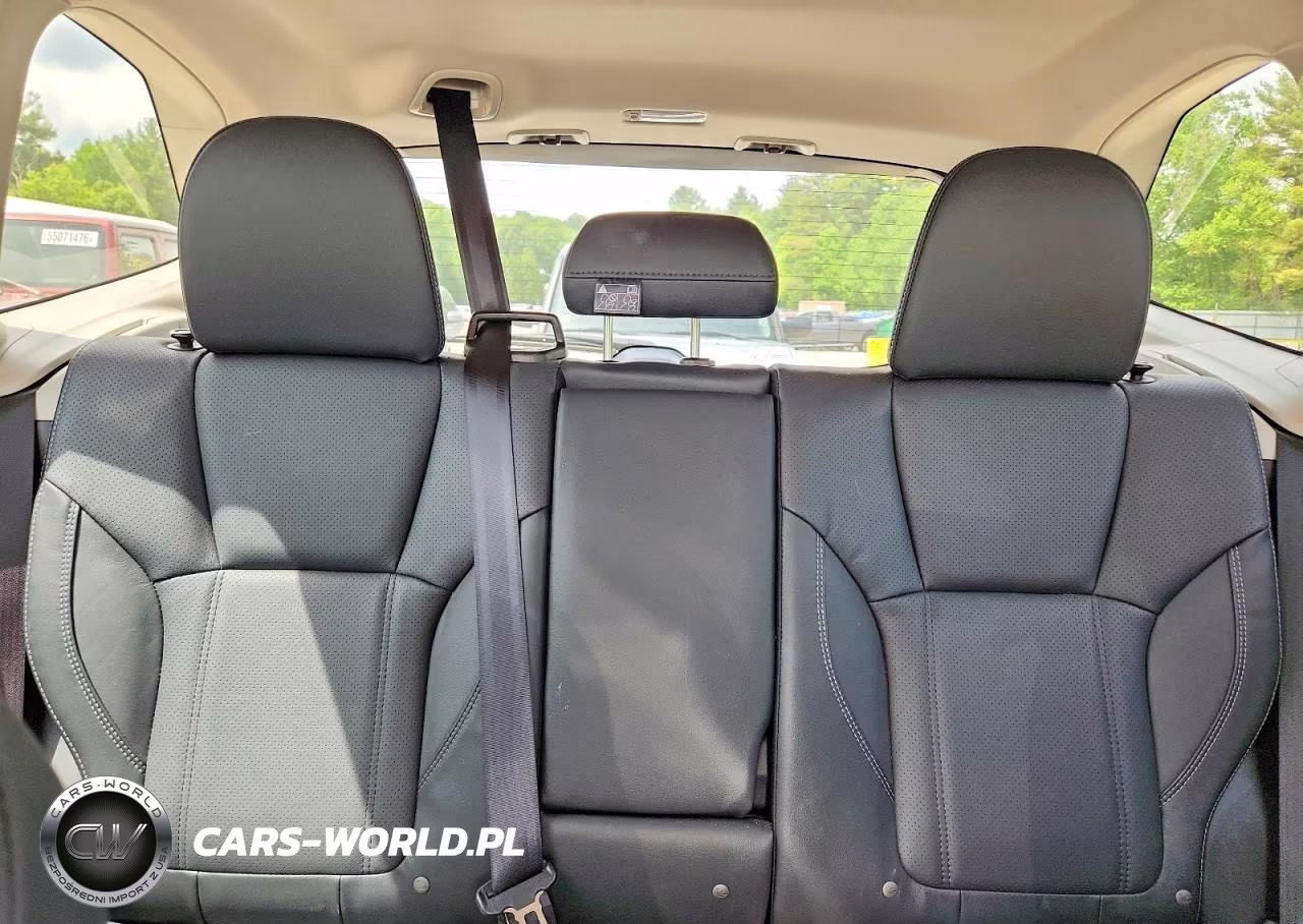 2023 Subaru Forester Limited VIN:JF2SKAPC2PH406402 - 10
