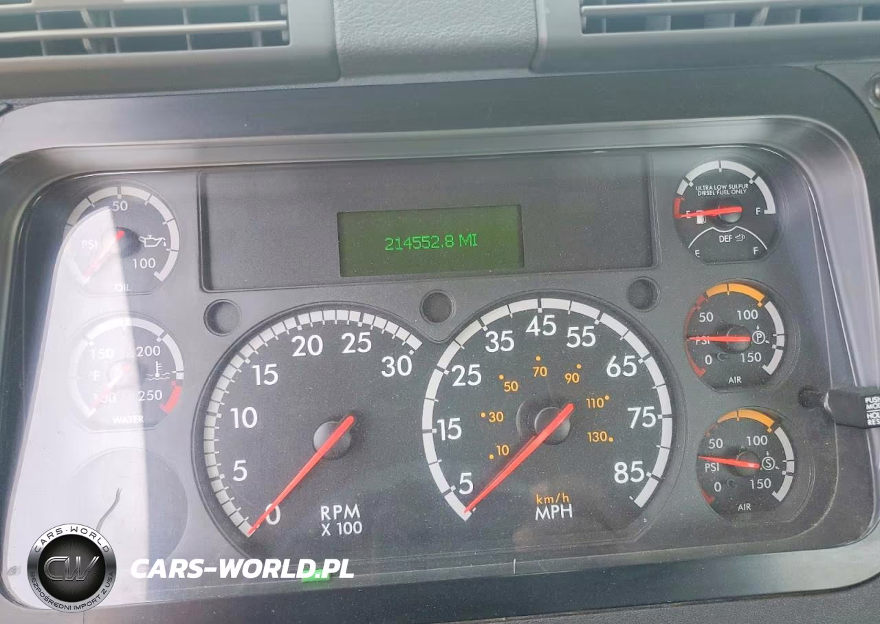 2017 Freightliner Cascadia 125 Semi Truck VIN:1FUBGDDV7HLJD0924 - 8