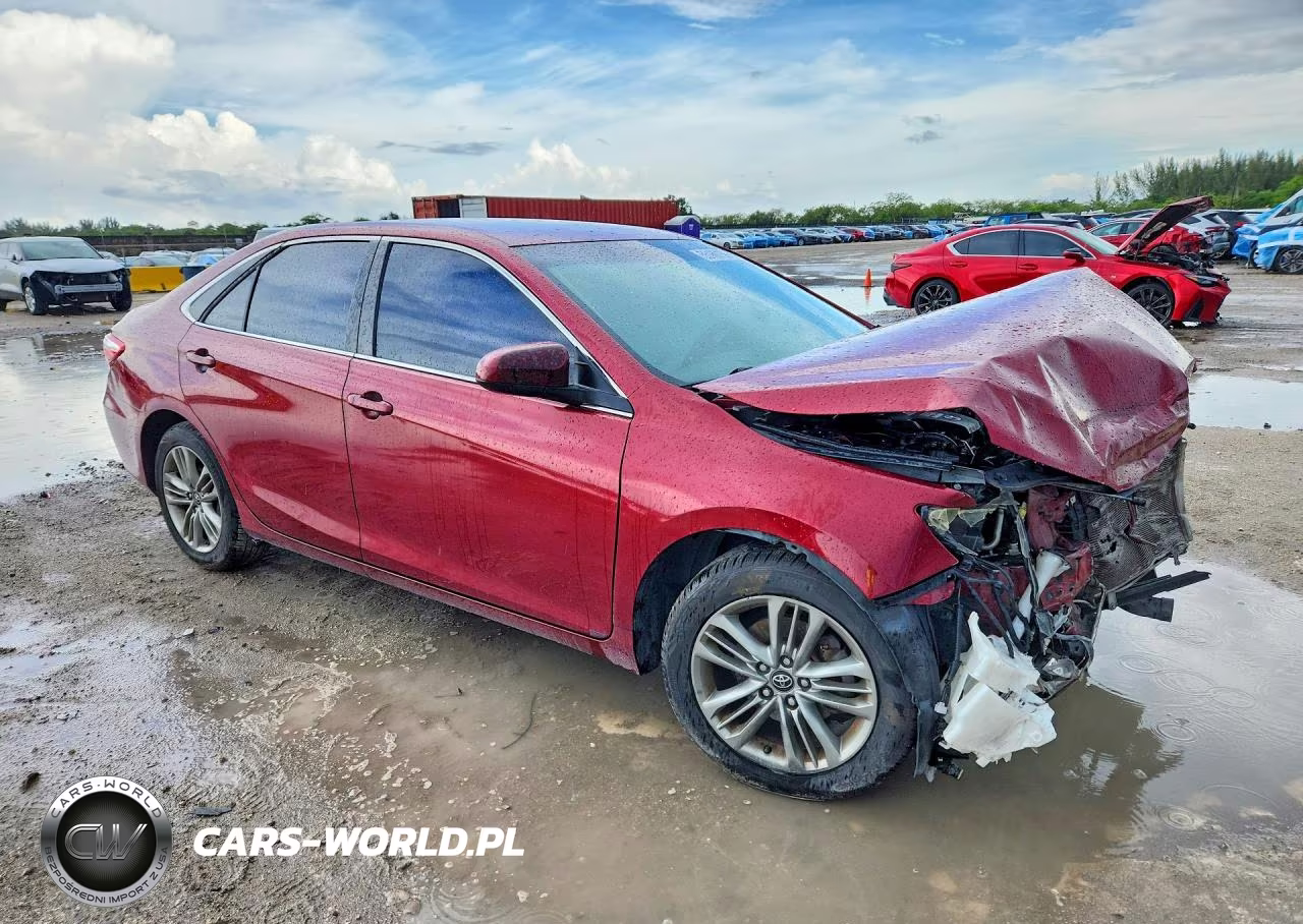 2016 Toyota Camry Se VIN:4T1BF1FKXGU599378 - 4