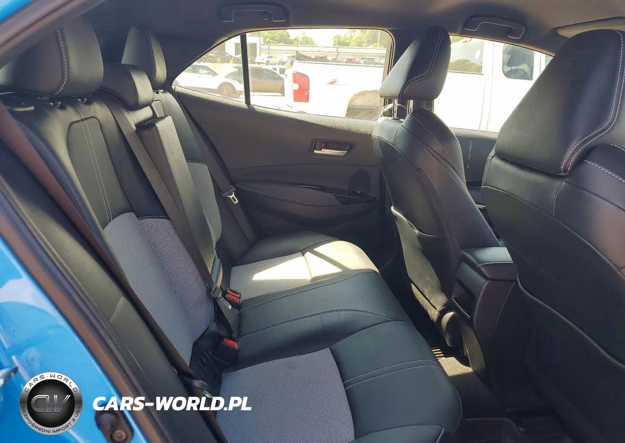 2022 Toyota Corolla Xse VIN:JTNC4MBE8N3182386 - 10