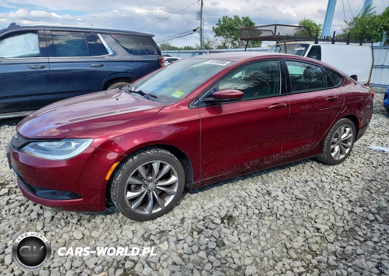 2015 Chrysler 200 S – zdjęcie 1 z 12