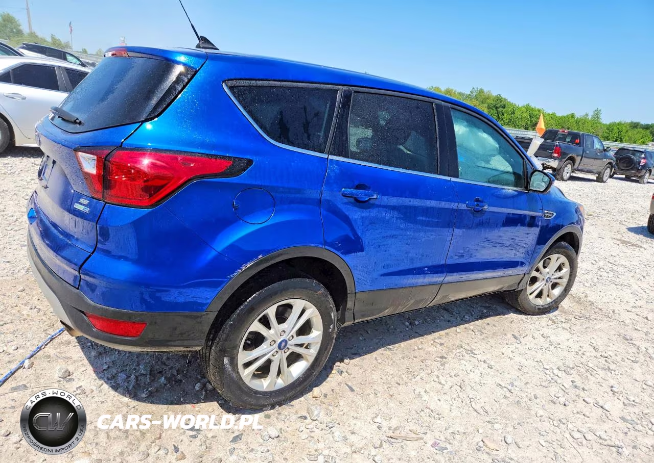 2019 Ford Escape Se VIN:1FMCU9GD8KUB56292 - 3