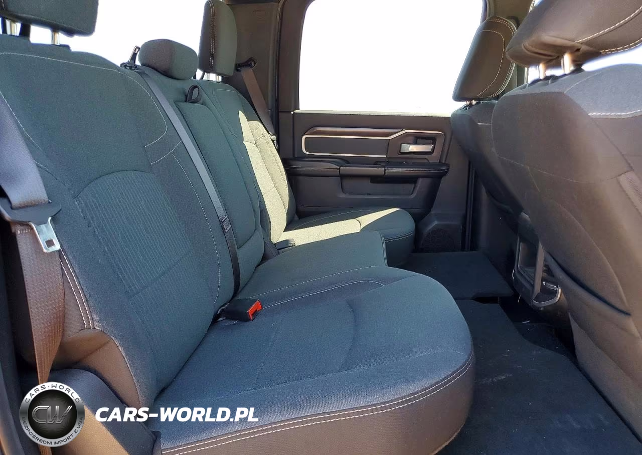 2022 Ram 2500 Big Horn VIN:3C6UR5DL8NG222708 - 10