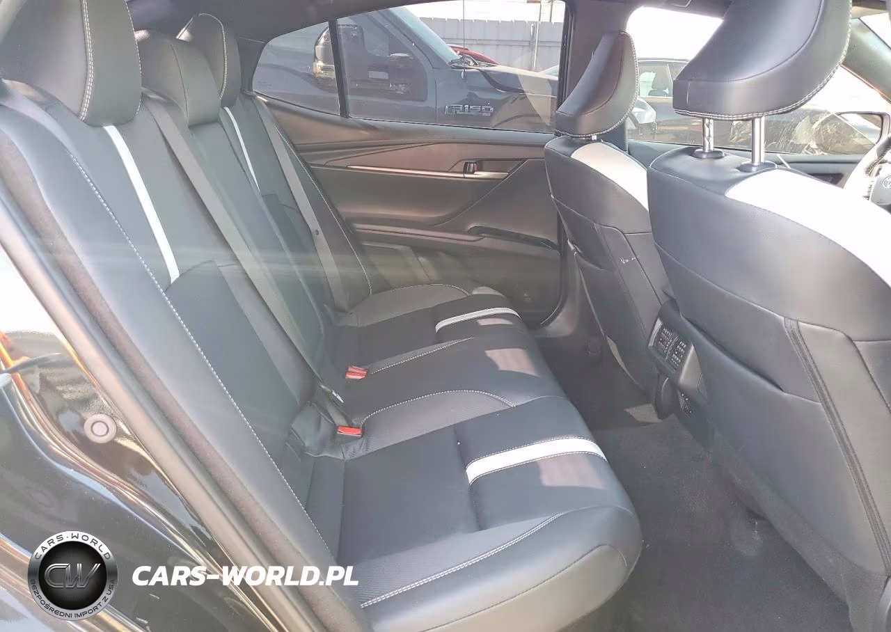 2025 Toyota Camry Se VIN:4T1DAACK7SU539708 - 10