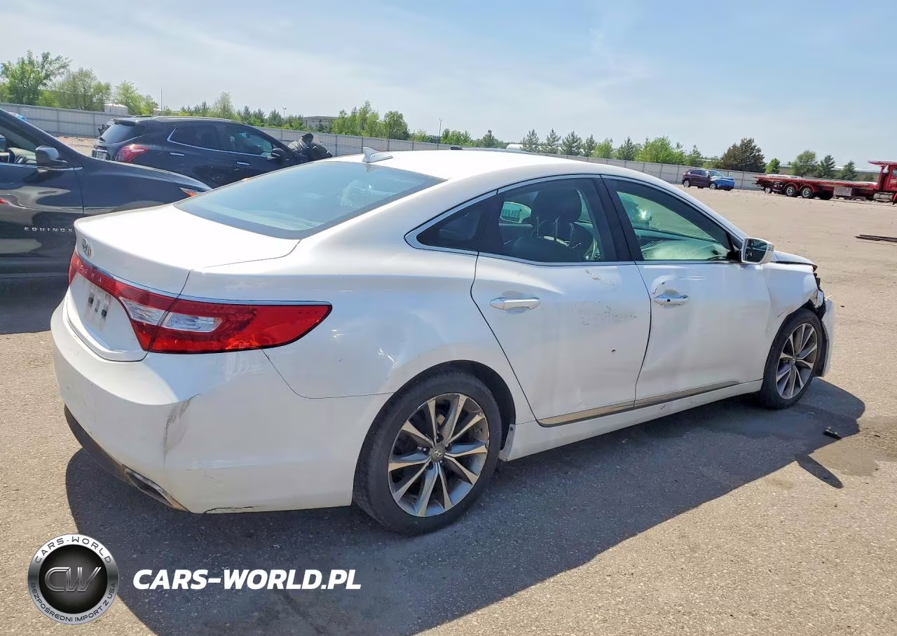 2017 Hyundai Azera Base VIN:KMHFG4JG4HA585725 - 3