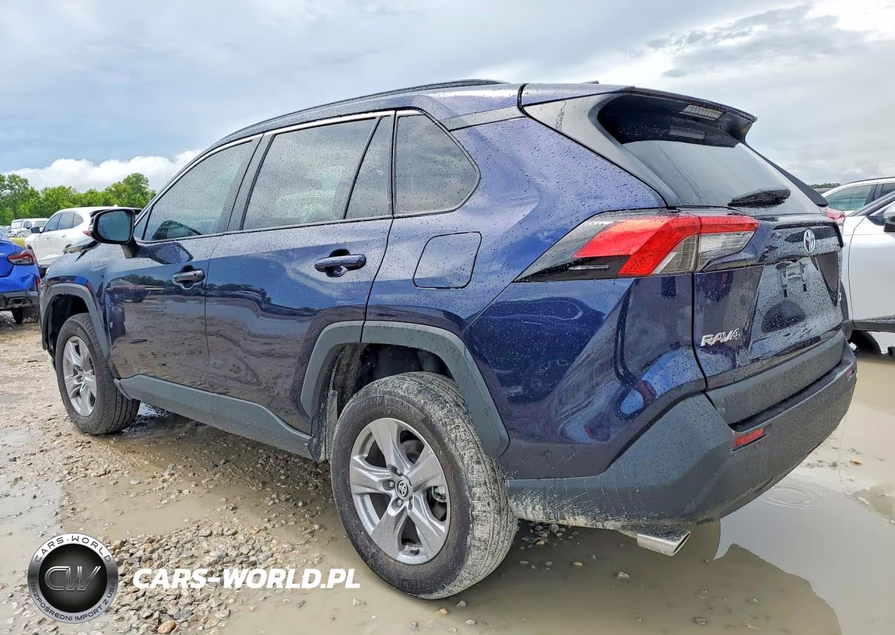 2024 Toyota Rav4 Xle VIN:2T3W1RFV2RW358563 - 2