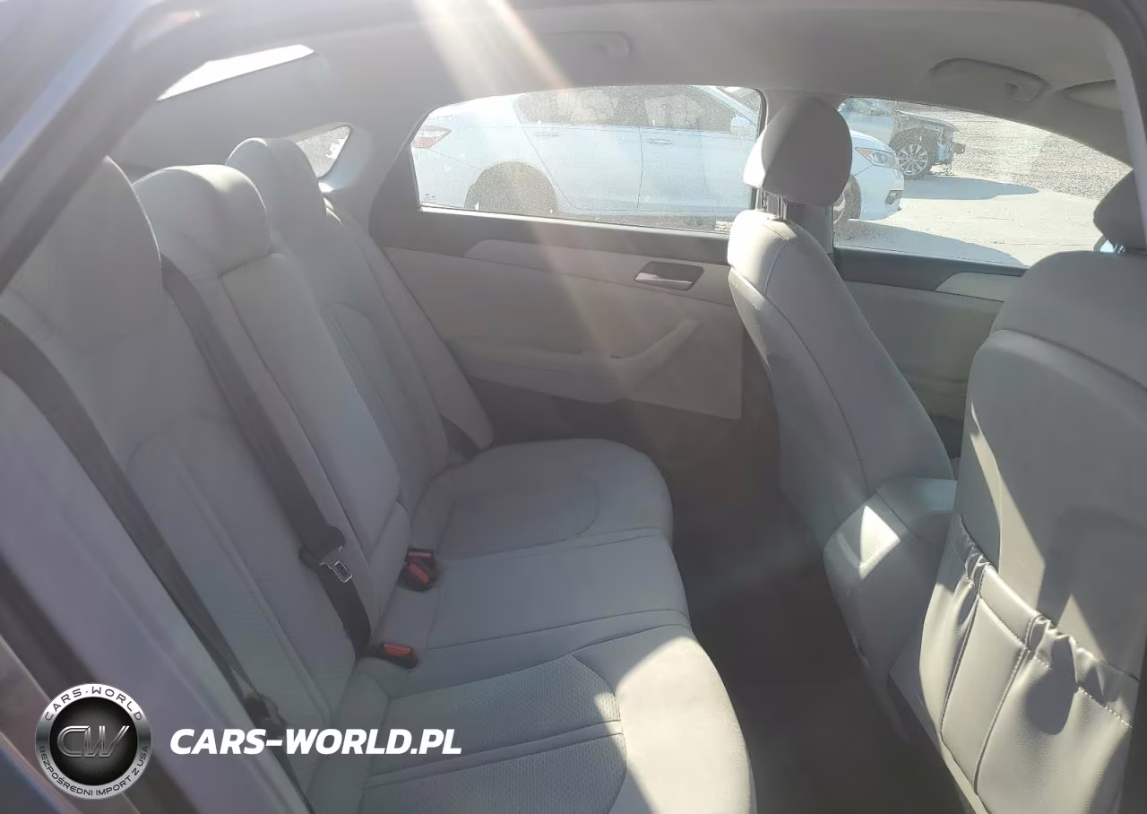 2019 Hyundai Sonata Se VIN:5NPE24AF9KH732403 - 10