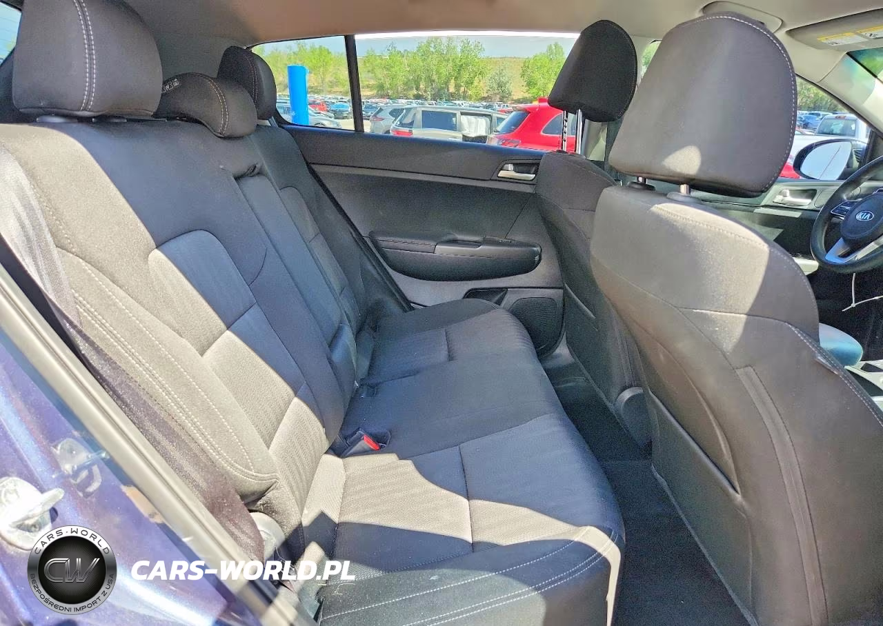 2022 Kia Sportage Lx VIN:KNDPMCACXN7010756 - 11