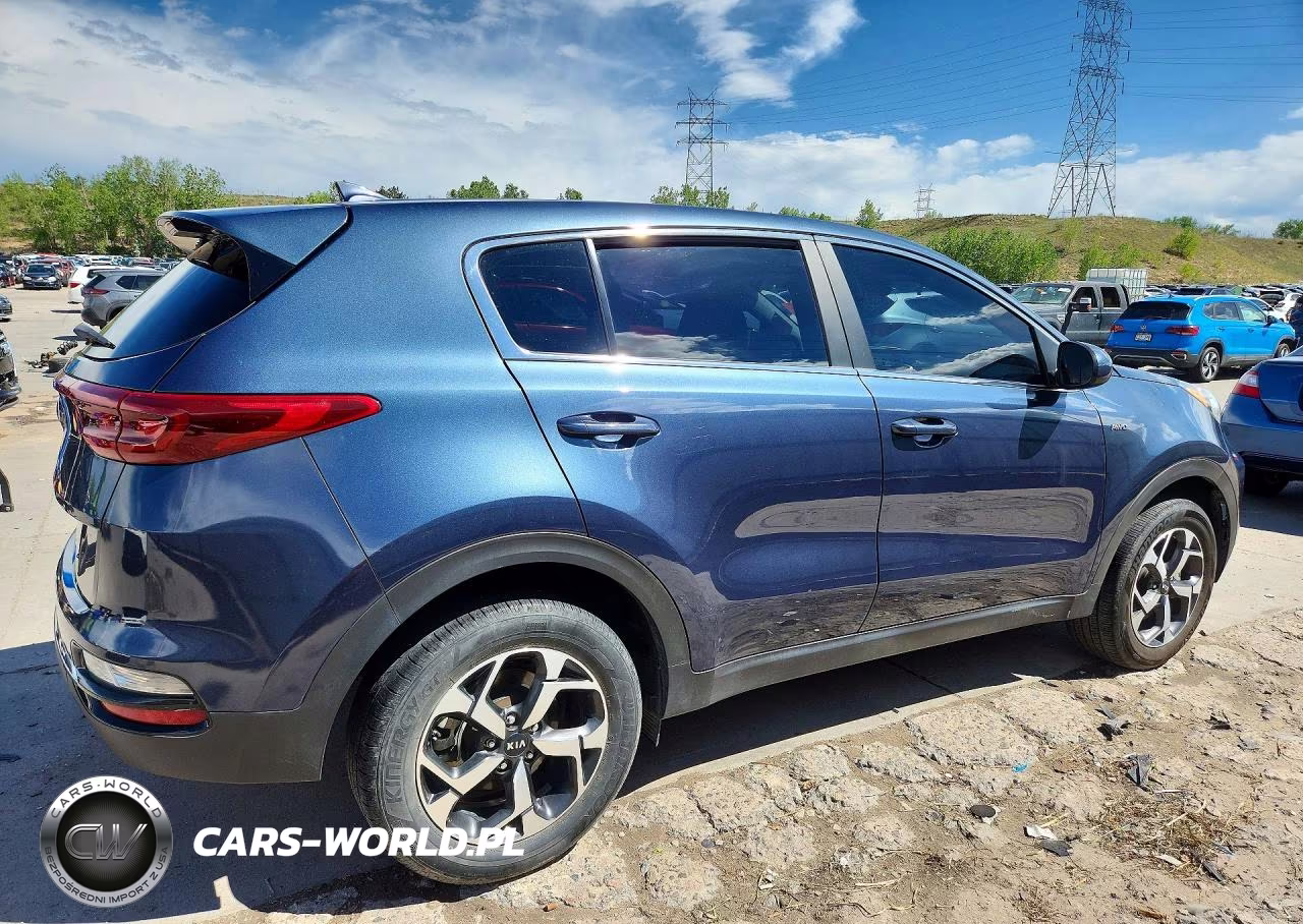 2022 Kia Sportage Lx VIN:KNDPMCACXN7010756 - 3