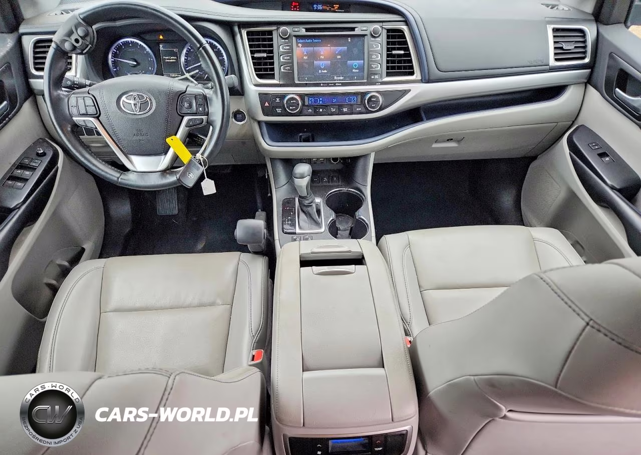 2019 Toyota Highlander Xle VIN:5TDJZRFH4KS588691 - 8