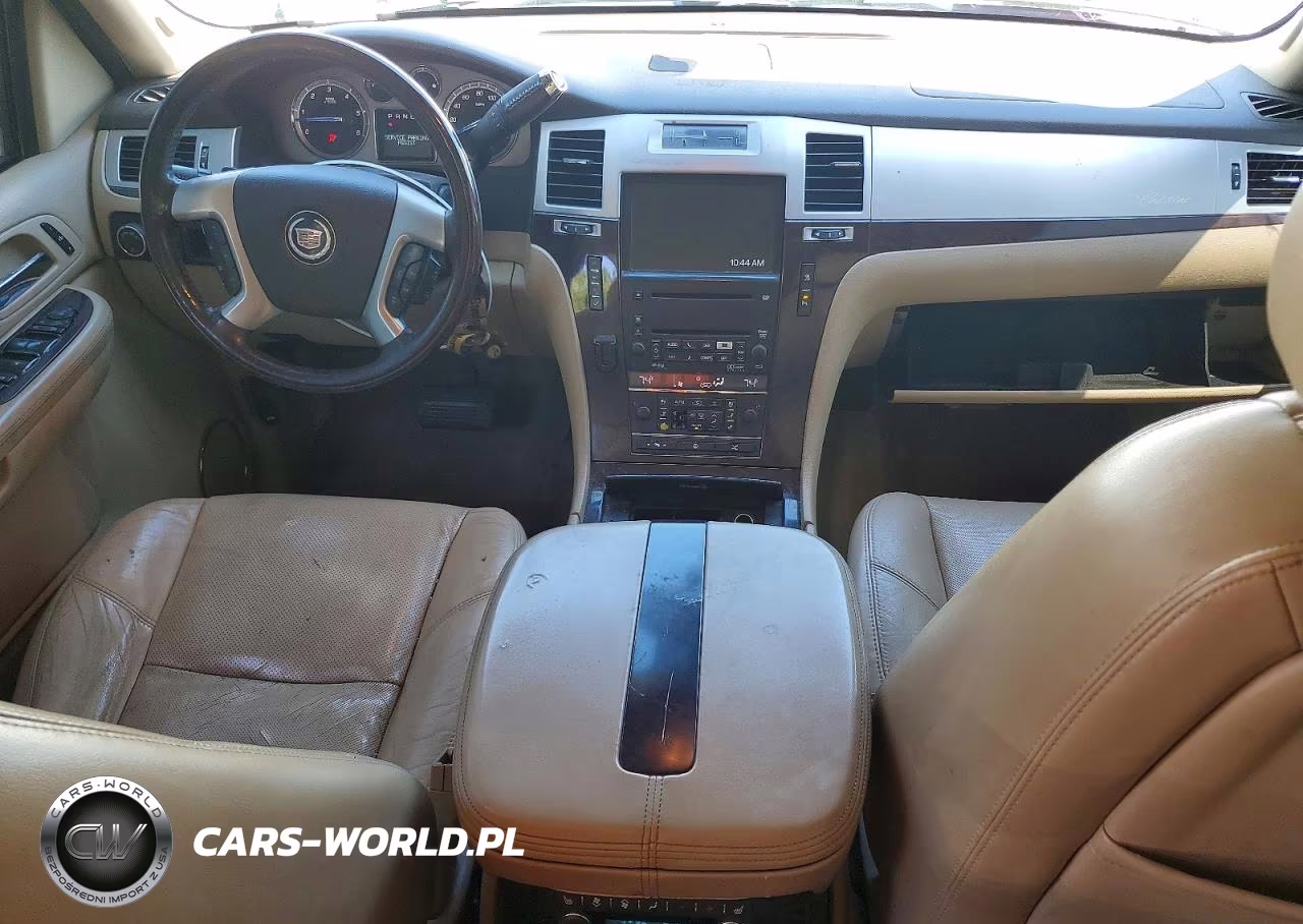 2009 Cadillac Escalade Luxury VIN:1GYFK23249R111313 - 8