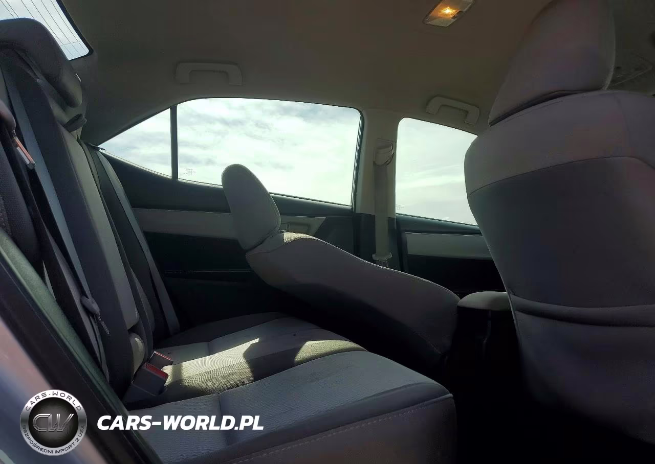 2019 Toyota Corolla Le VIN:2T1BURHE5KC153547 - 10
