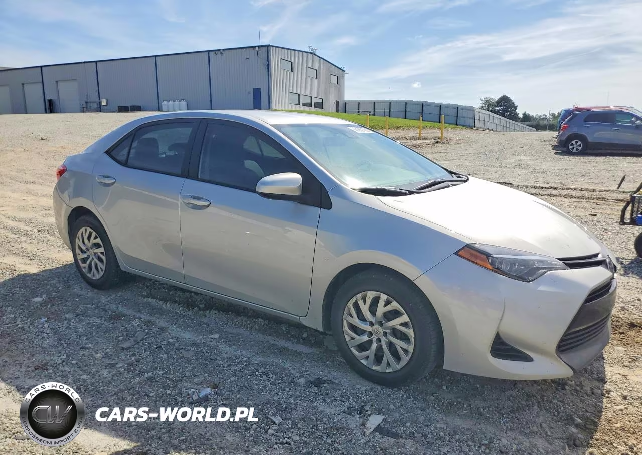 2019 Toyota Corolla Le VIN:2T1BURHE5KC153547 - 4