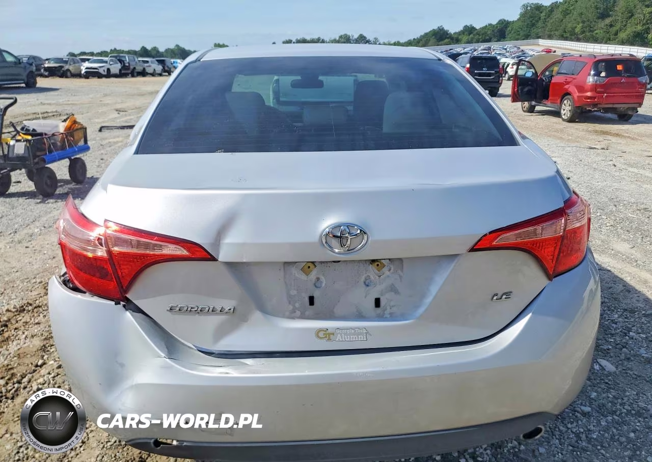 2019 Toyota Corolla Le VIN:2T1BURHE5KC153547 - 6