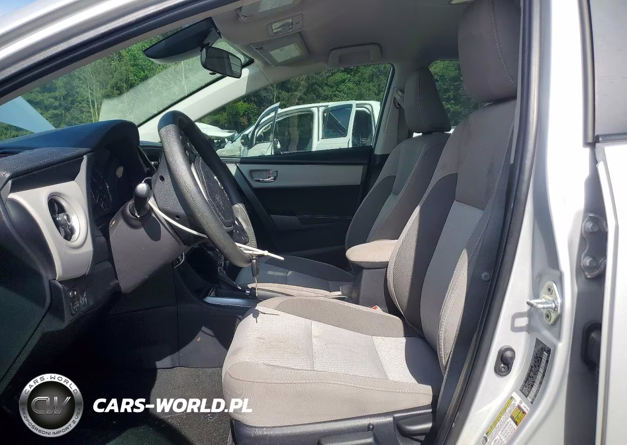 2019 Toyota Corolla Le VIN:2T1BURHE5KC153547 - 7