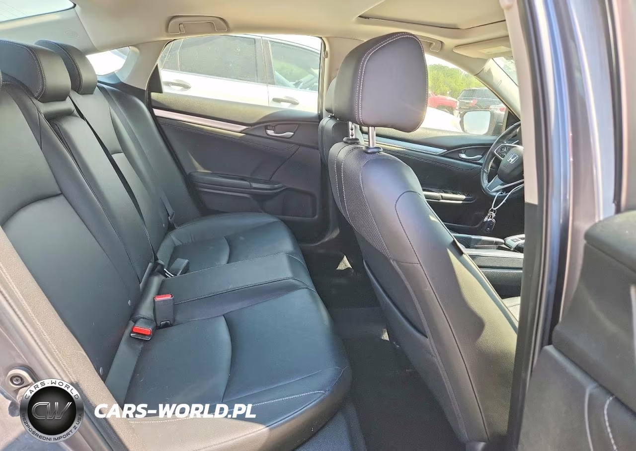 2018 Honda Civic Touring VIN:JHMFC1F93JX006735 - 10