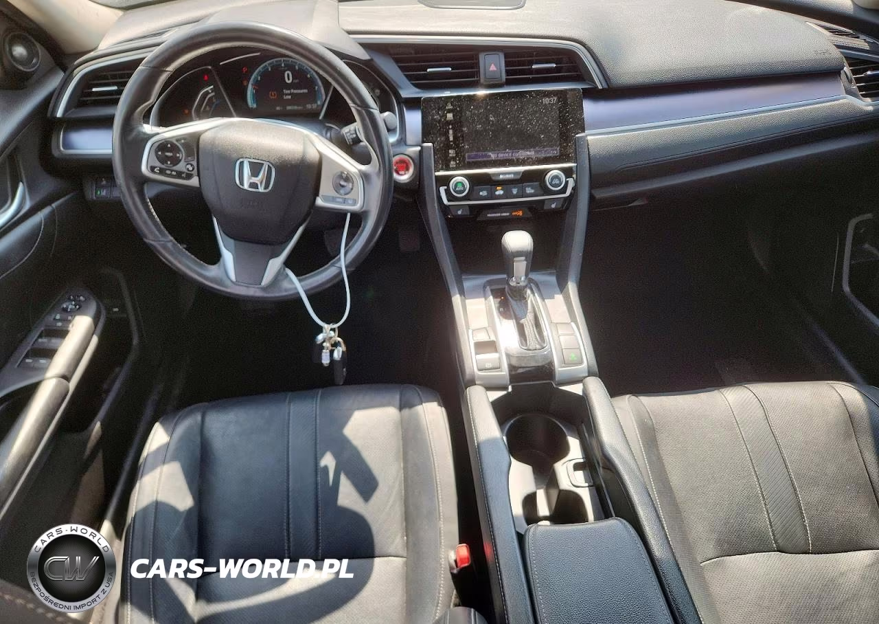2018 Honda Civic Touring VIN:JHMFC1F93JX006735 - 8