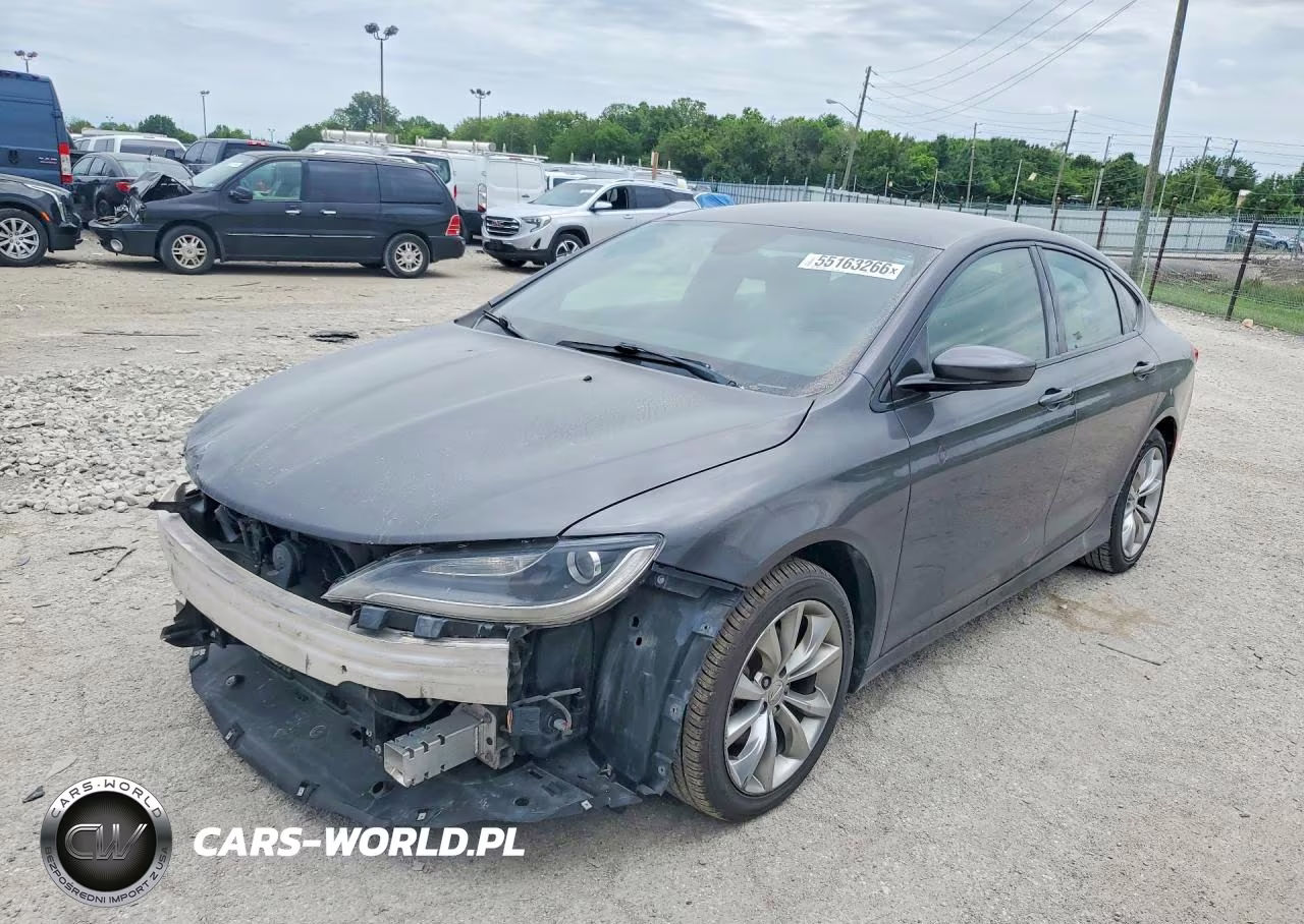 2015 Chrysler 200 S – zdjęcie 1 z 12