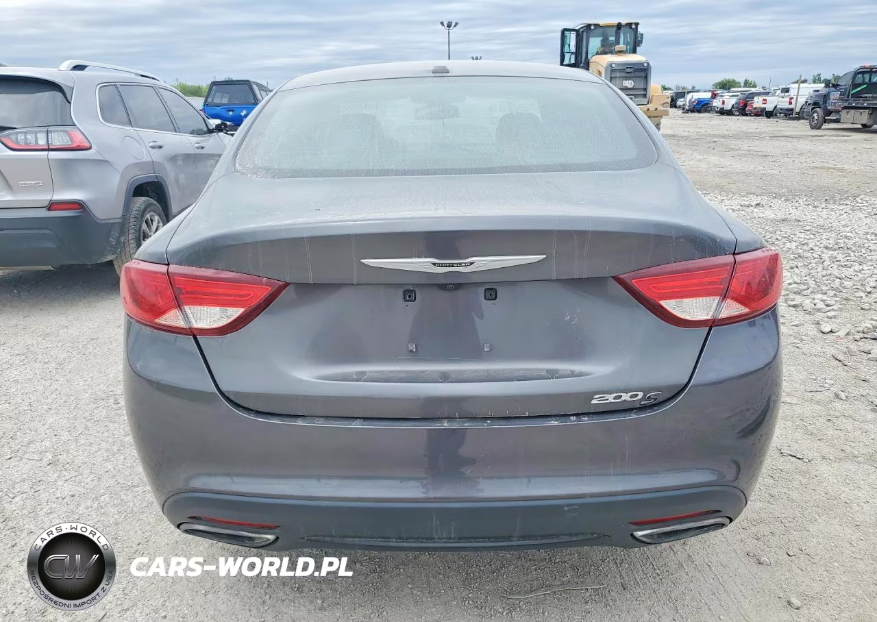 2015 Chrysler 200 S VIN:1C3CCCBB7FN749172 - 6