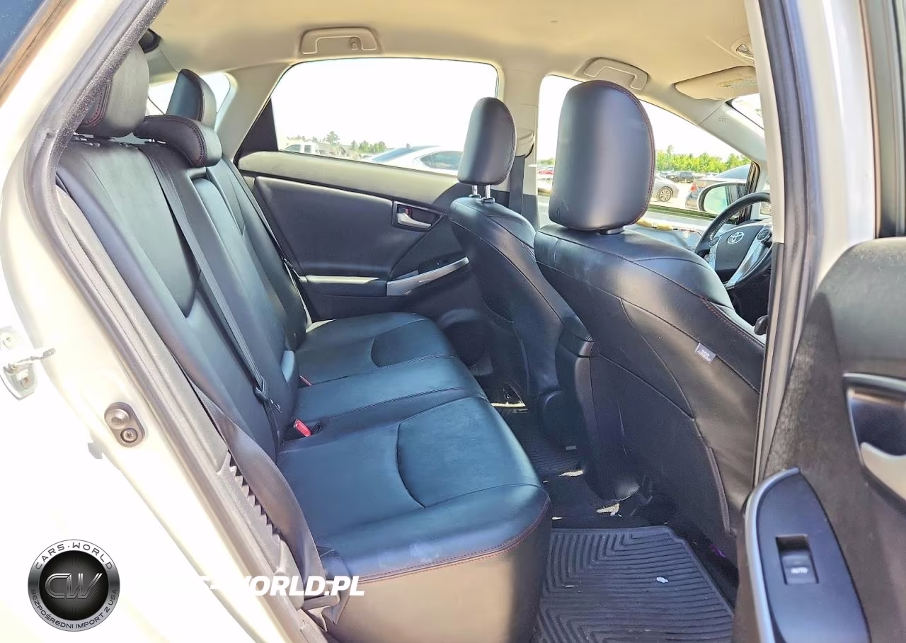 2013 Toyota Prius Persona Series Se VIN:JTDKN3DU3D1648036 - 10