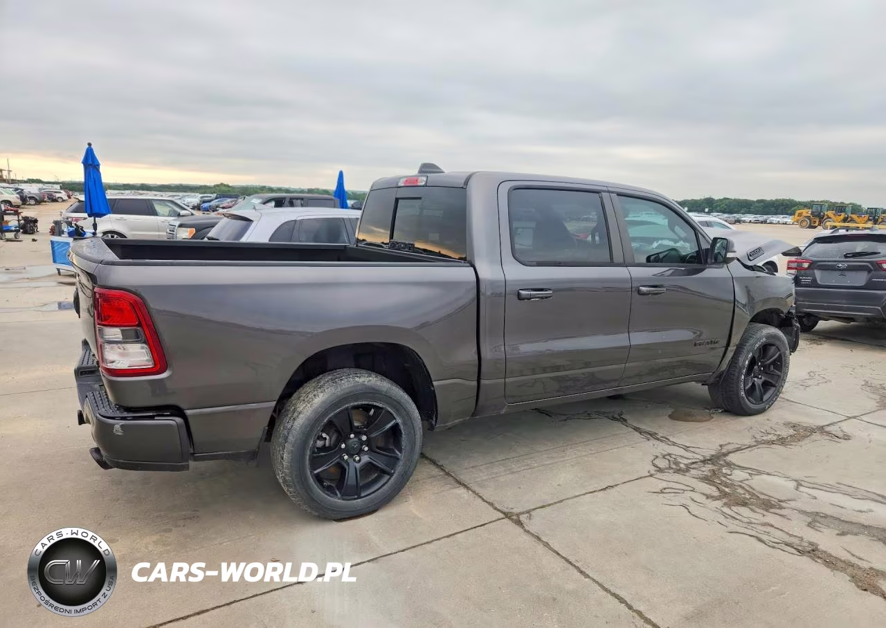 2020 Ram 1500 Big Horn-Lone Star VIN:1C6SRFFT7LN162323 - 3