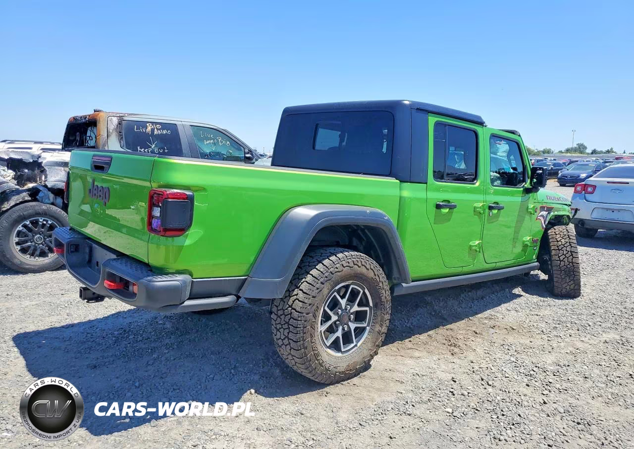2025 Jeep Gladiator Rubicon VIN:1C6RJTBG2SL544055 - 3