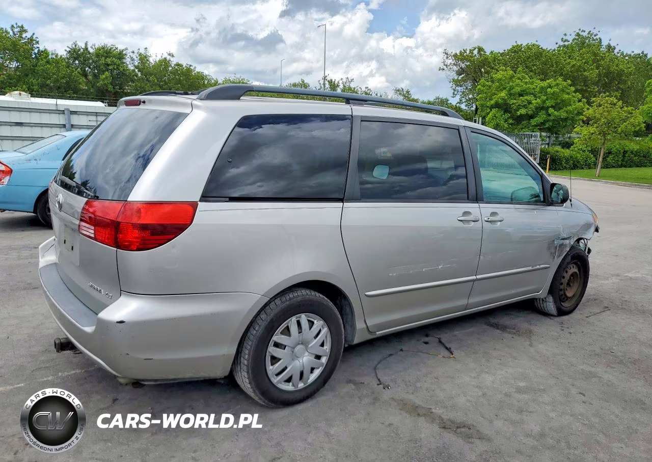 2004 Toyota Sienna Le 7 Passenger VIN:5TDZA23C24S137157 - 3