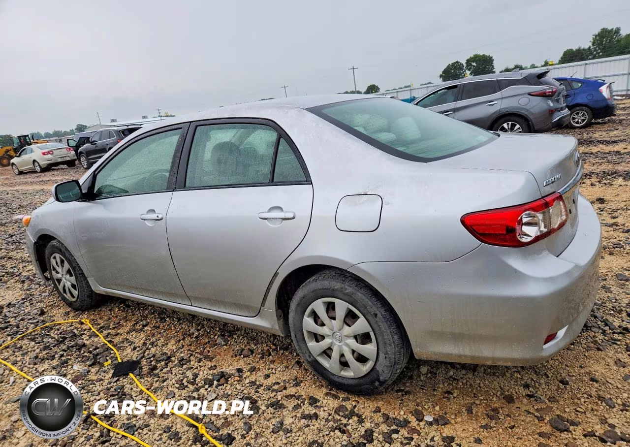 2011 Toyota Corolla Le VIN:JTDBU4EE5BJ095662 - 2