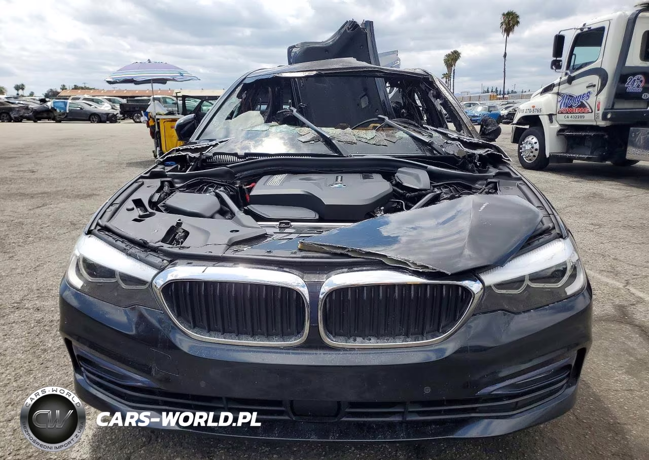 2018 BMW 530 I VIN:WBAJA5C5XJWA35617 - 5